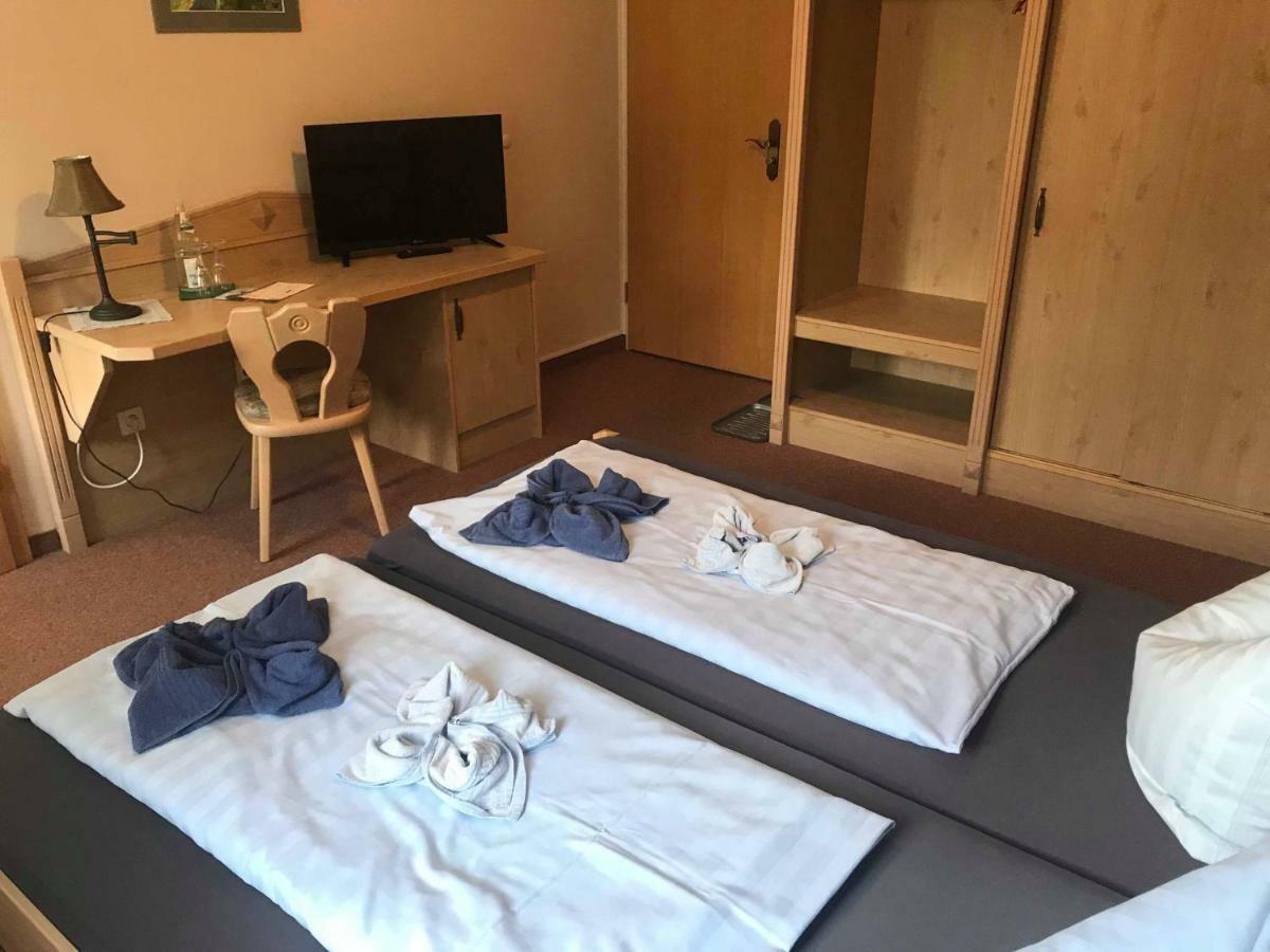 Dreibettzimmer